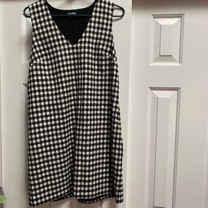 Mini sleeveless shirt dress
